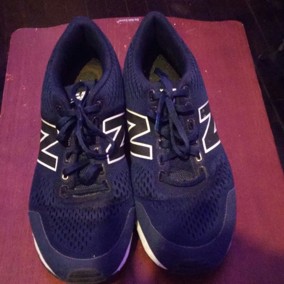 Mens Blue New Balance Size 9 - Picture 4 of 5
